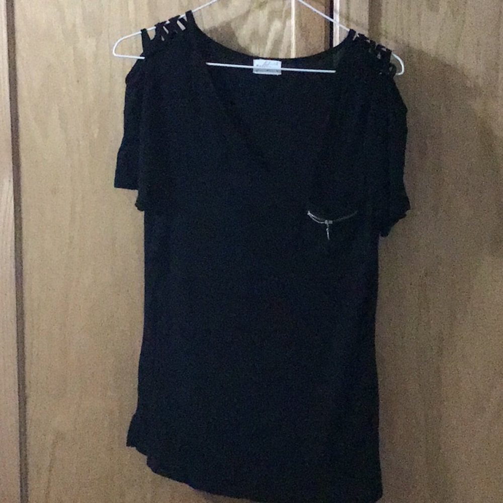 Short sleeve shirt
